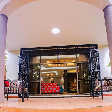 Gazelle Guest House Kampala Ngoại thất bức ảnh
