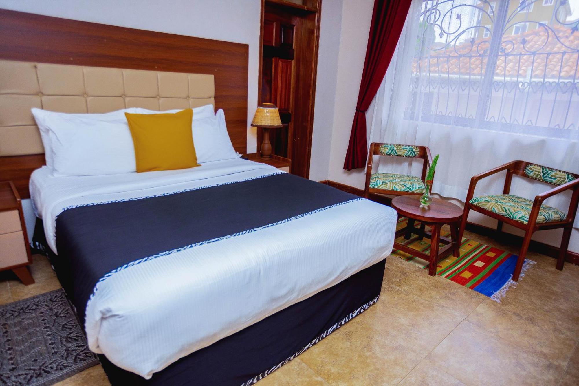 Gazelle Guest House Kampala Ngoại thất bức ảnh
